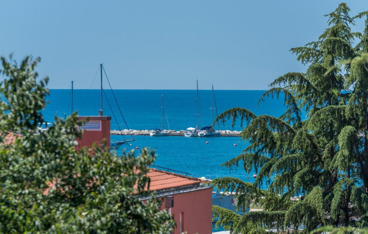 Just Renovated Stylish 2 Bedrooms Apartment Only A Few Steps From The Beach! Novigrad  Zewnętrze zdjęcie