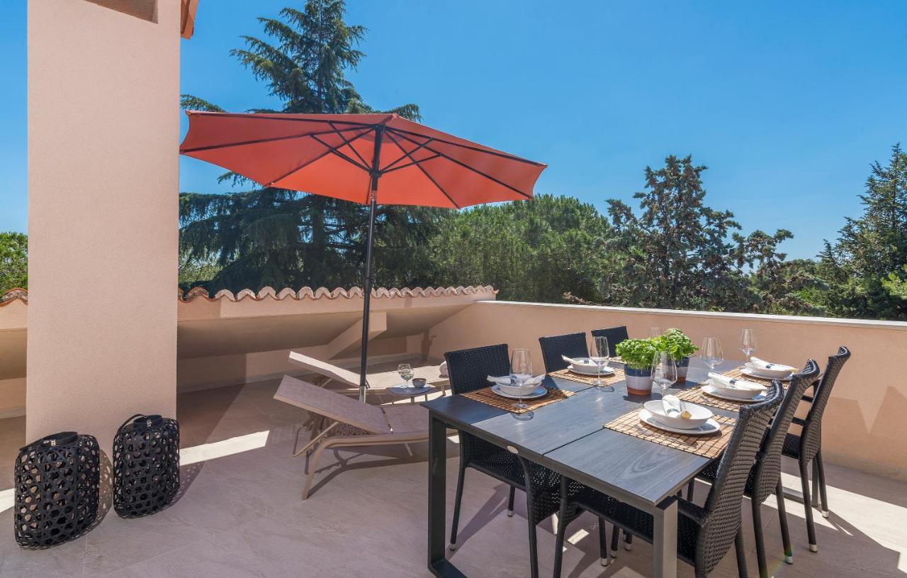 Just Renovated Stylish 2 Bedrooms Apartment Only A Few Steps From The Beach! Novigrad  Zewnętrze zdjęcie